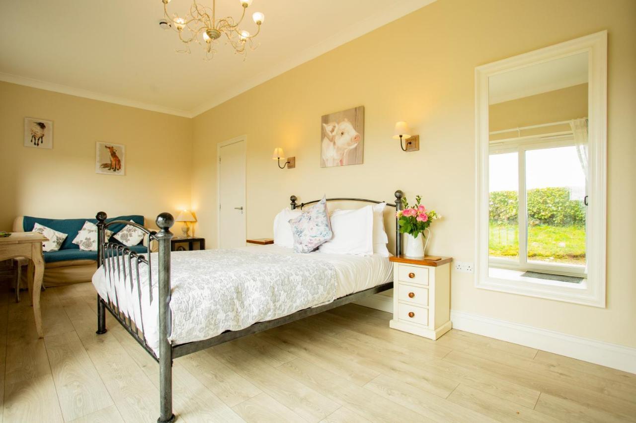 Accommodation Bristol Airport Redhill  Bagian luar foto